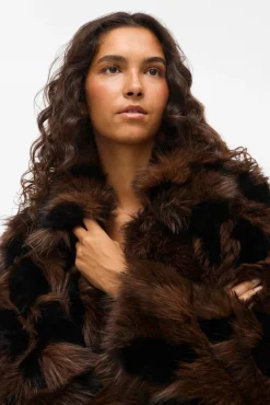 Mujer Vila Chaquetas|Abrigos>Abrigo efecto pelo con solapas