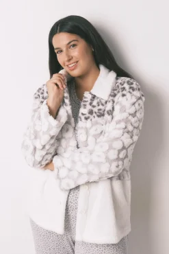 Mujer Women'secret Batas>Bata corta borrego animal print tricolor