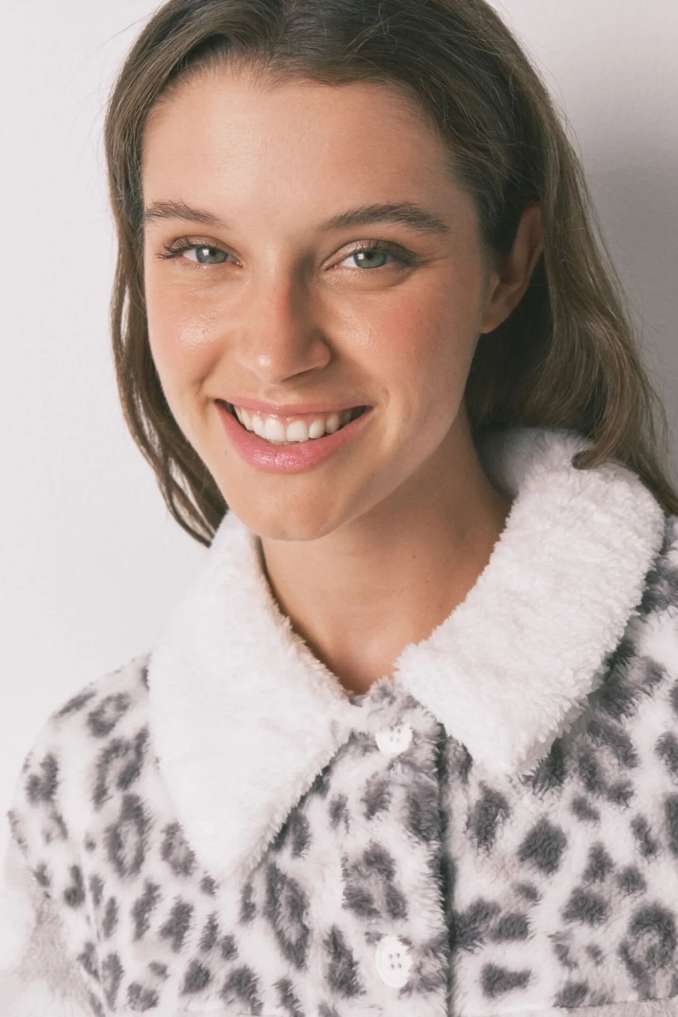 Mujer Women'secret Batas>Bata corta borrego animal print tricolor