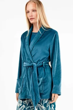 Mujer Gisela Batas><noscript><img width=