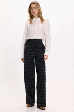 Mujer Vila Blusas>Blusa de manga larga con bordado inglés