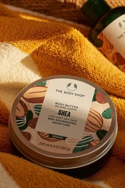 The Body Shop Cosmética Corporal><noscript><img width=