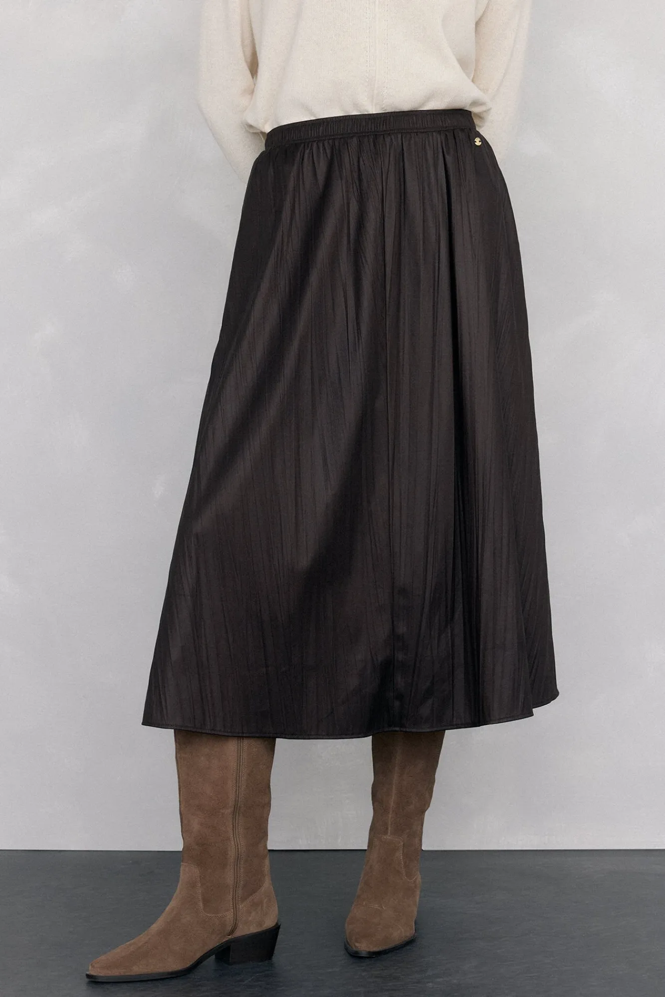 Mujer Pedro del Hierro Tacones|Calzado Piel>Bota alta estilo hípica con tacón bajo en serraje