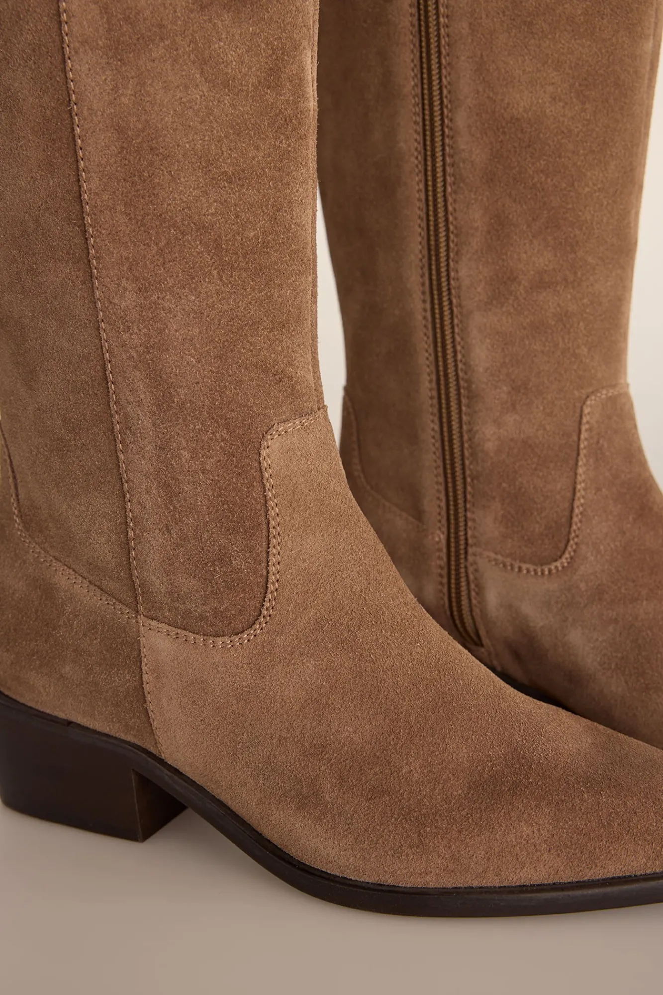 Mujer Pedro del Hierro Tacones|Calzado Piel>Bota alta estilo hípica con tacón bajo en serraje