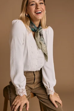 Mujer Polín Et Moi Blusas>Camisa detalle bordado Greta