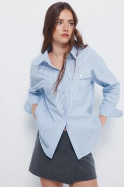 Mujer Springfield Blusas>Camisa oversized bolsillo parche