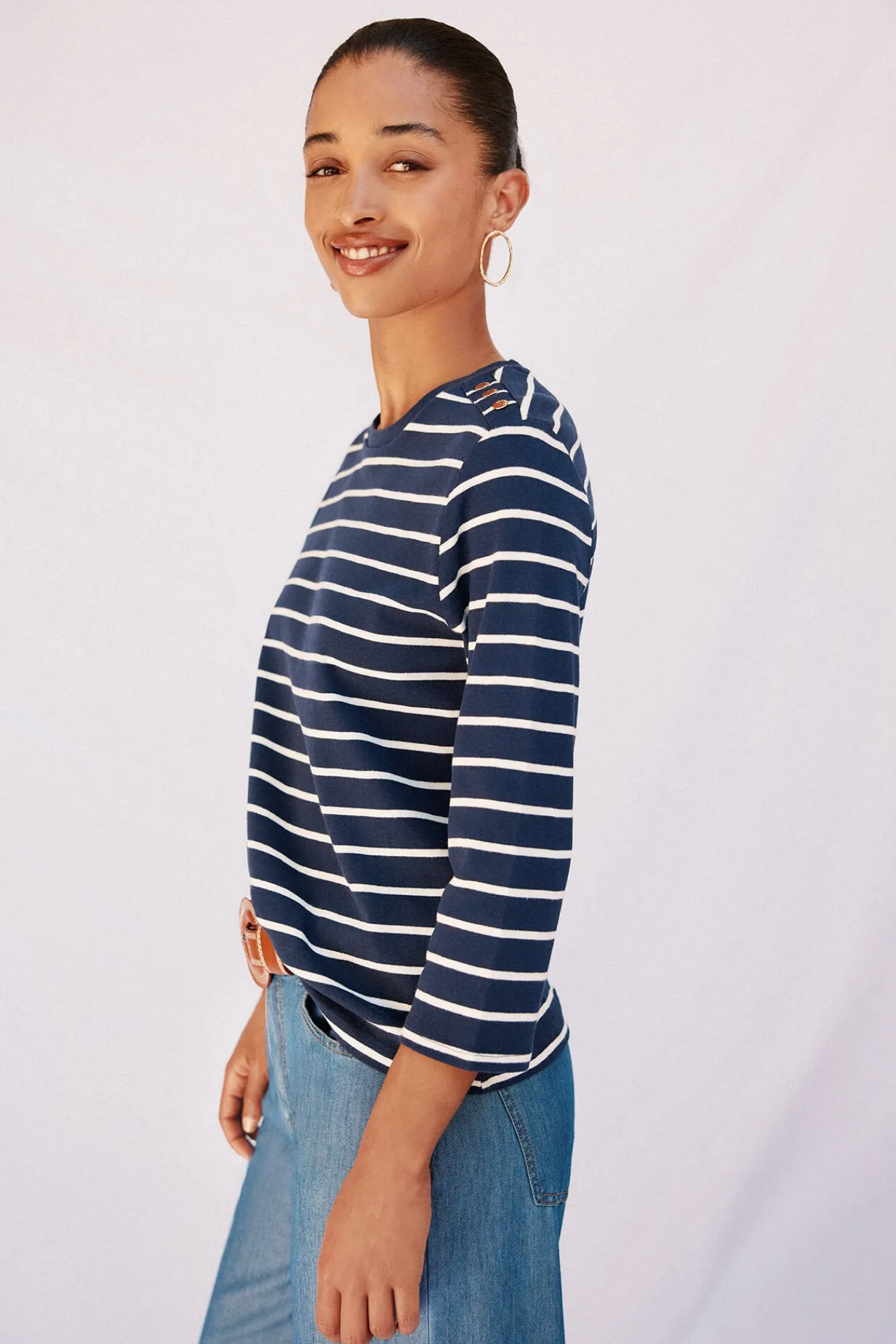 Mujer Cortefiel Camisetas>Camiseta básica botones dorados