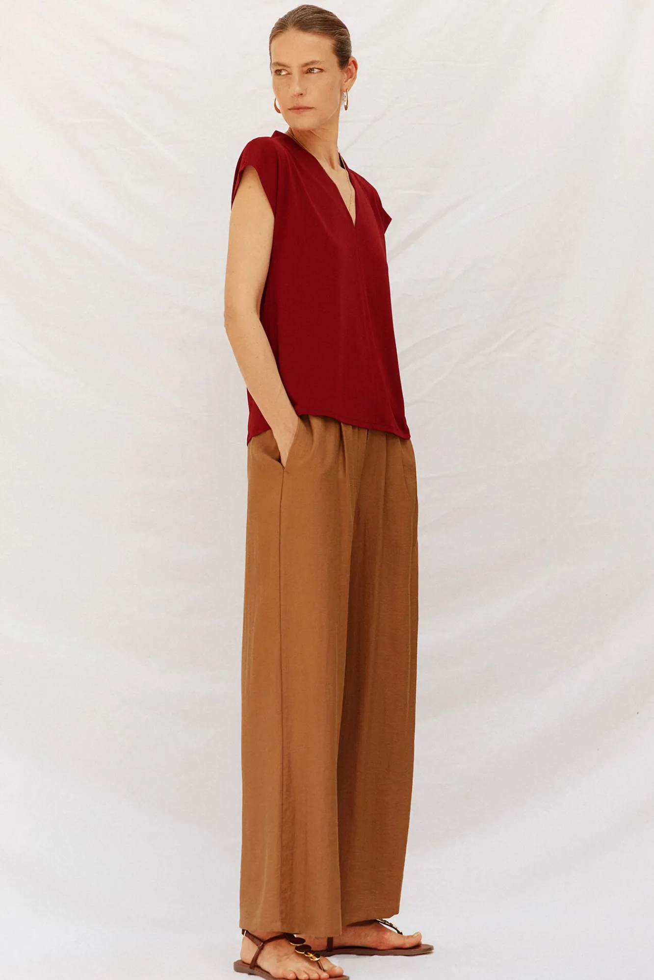 Mujer Cortefiel Camisetas>Camiseta estamapda escote pico fruncido