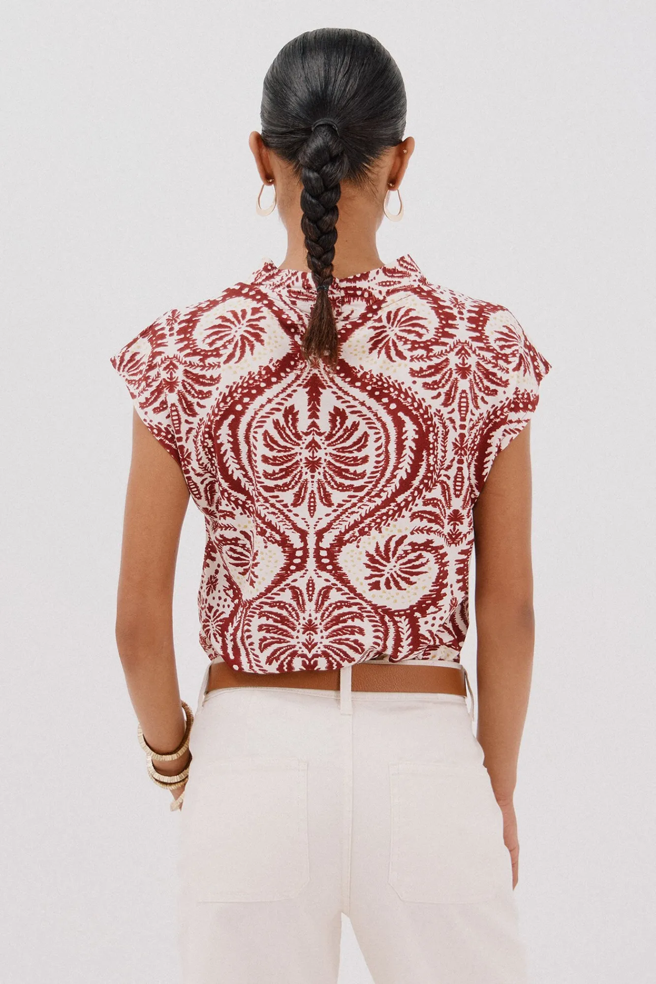 Mujer Cortefiel Camisetas>Camiseta estamapda escote pico fruncido