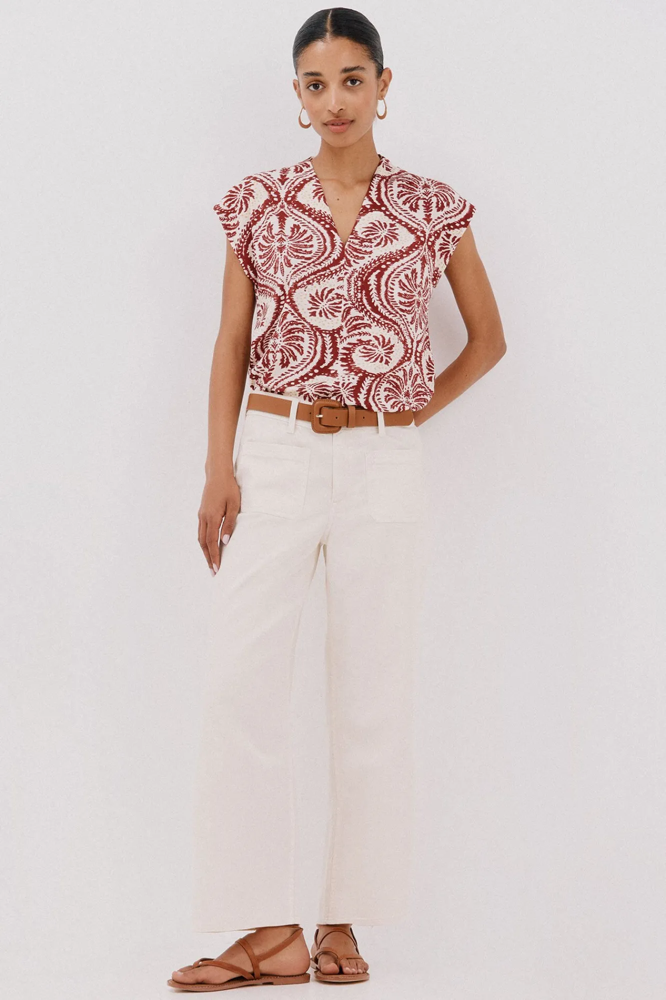 Mujer Cortefiel Camisetas>Camiseta estamapda escote pico fruncido