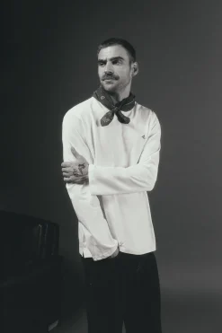 Hombre OOTO Camisetas><noscript><img width=