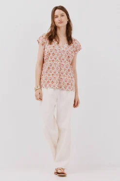 Mujer Cortefiel Camisetas>Camiseta pico con detalle puntilla