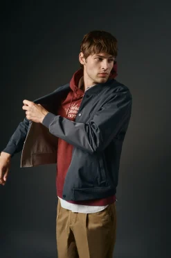 Hombre OOTO Chaquetas><noscript><img width=