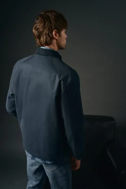 Hombre OOTO Chaquetas><noscript><img width=