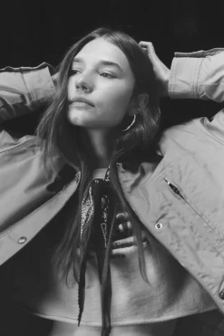 Mujer High Spirits Chaquetas><noscript><img width=