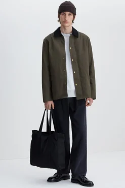 Hombre Selected Chaquetas>Chaqueta con cuello de pana repelente al agua.