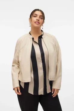 Mujer Vero Moda Curve Chaquetas>Chaqueta efecto piel talla grande