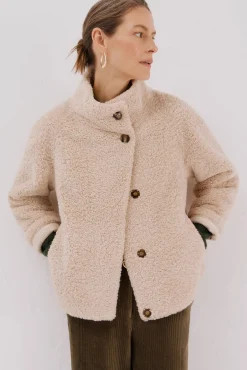 Mujer Cortefiel Abrigos>Chaquetón efecto pelo crudo