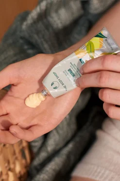 The Body Shop Cosmética Corporal>Crema de Manos de Mango 30ml