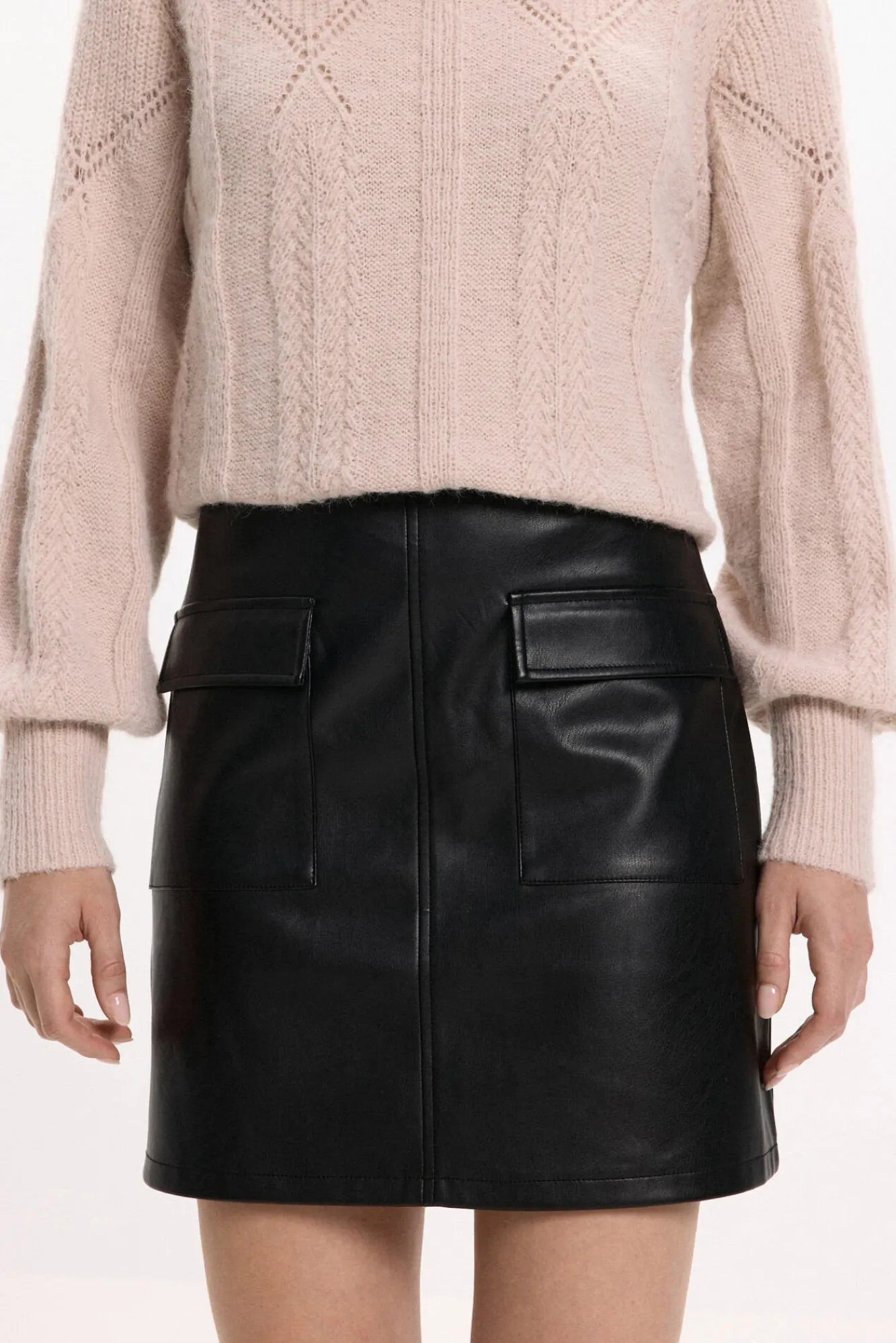 Mujer Vila Faldas>Falda corta polipiel