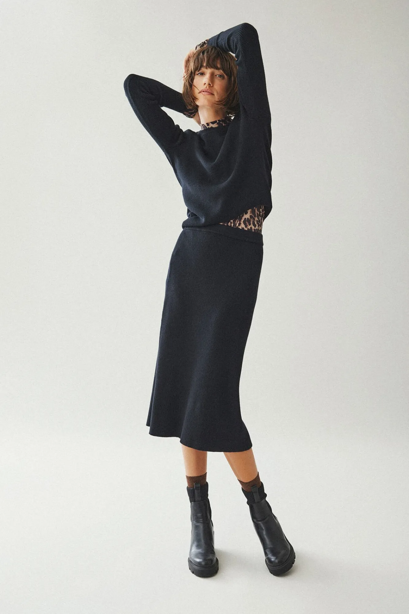 Mujer Vila Faldas>Falda de punto canalé midi