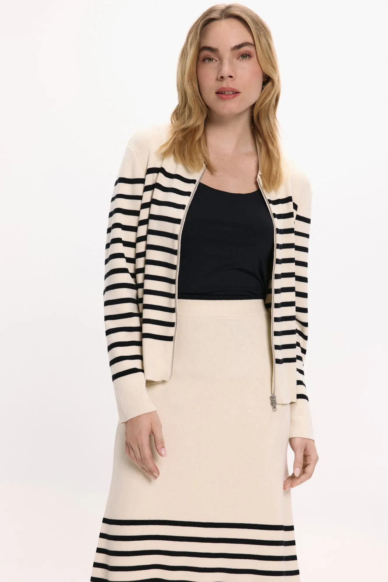 Mujer Vila Faldas>Falda midi de punto con viscosa