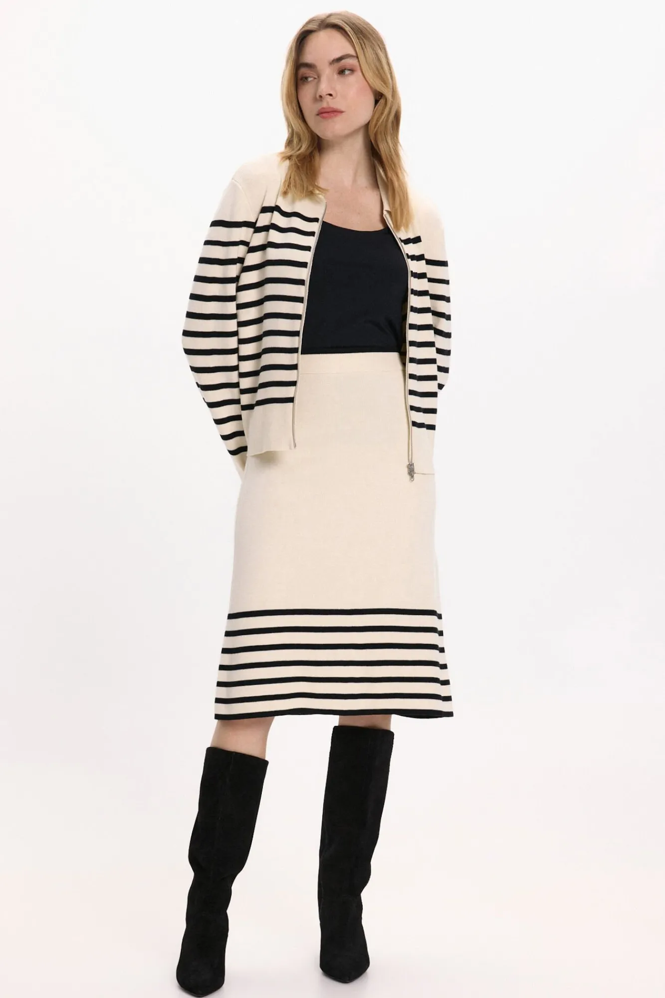 Mujer Vila Faldas>Falda midi de punto con viscosa