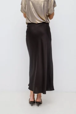 Mujer Vila Faldas><noscript><img width=