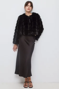 Mujer Vila Faldas><noscript><img width=