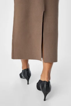 Mujer Object Faldas><noscript><img width=