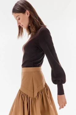 Mujer TFP by Tamara Falcó Faldas><noscript><img width=