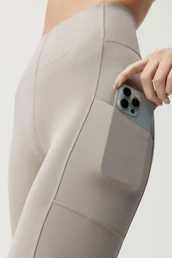 Mujer Born Living Yoga Deporte><noscript><img width=