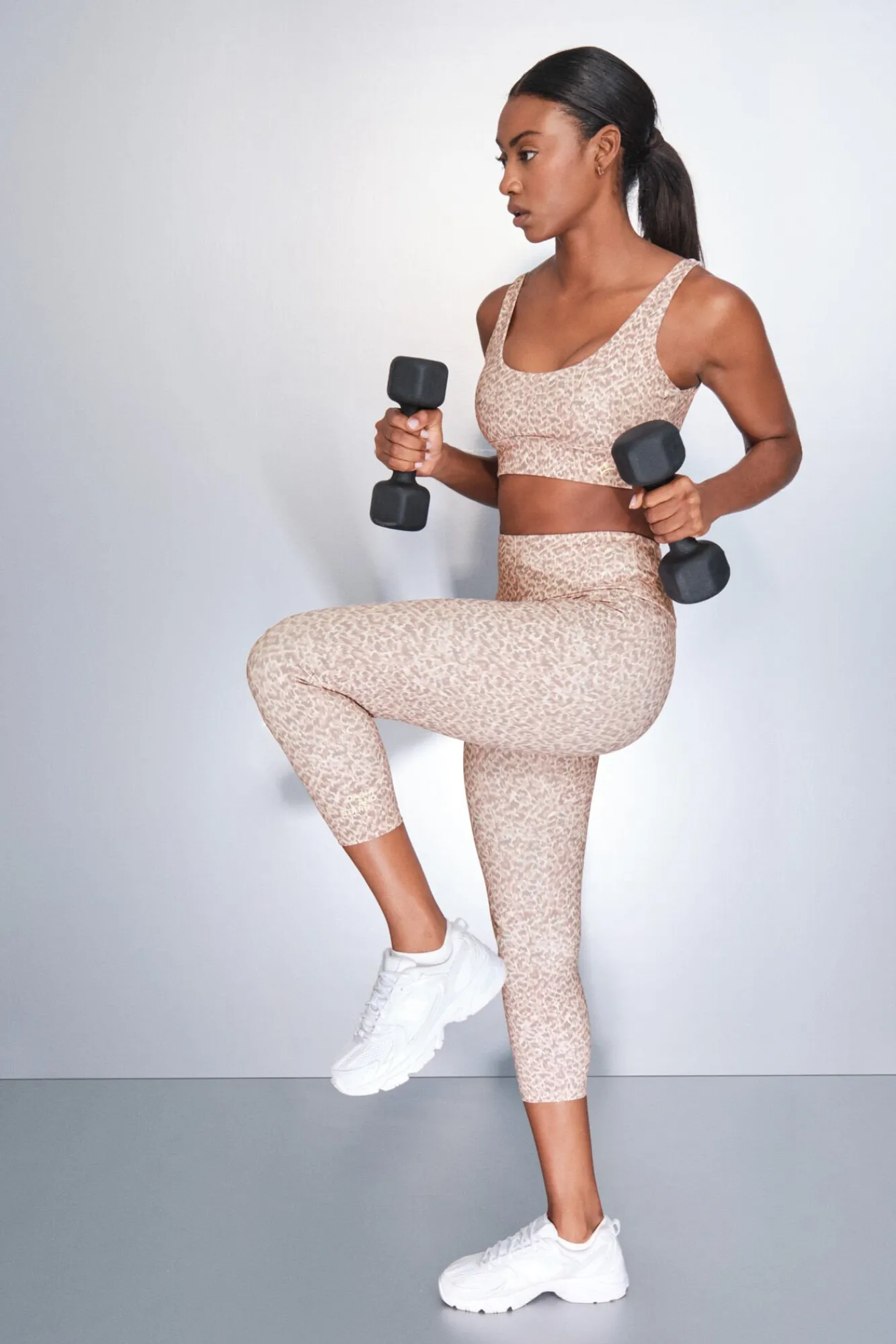 Mujer Dash and Stars Deporte>Leggings 4D STRETCH animal print blanco