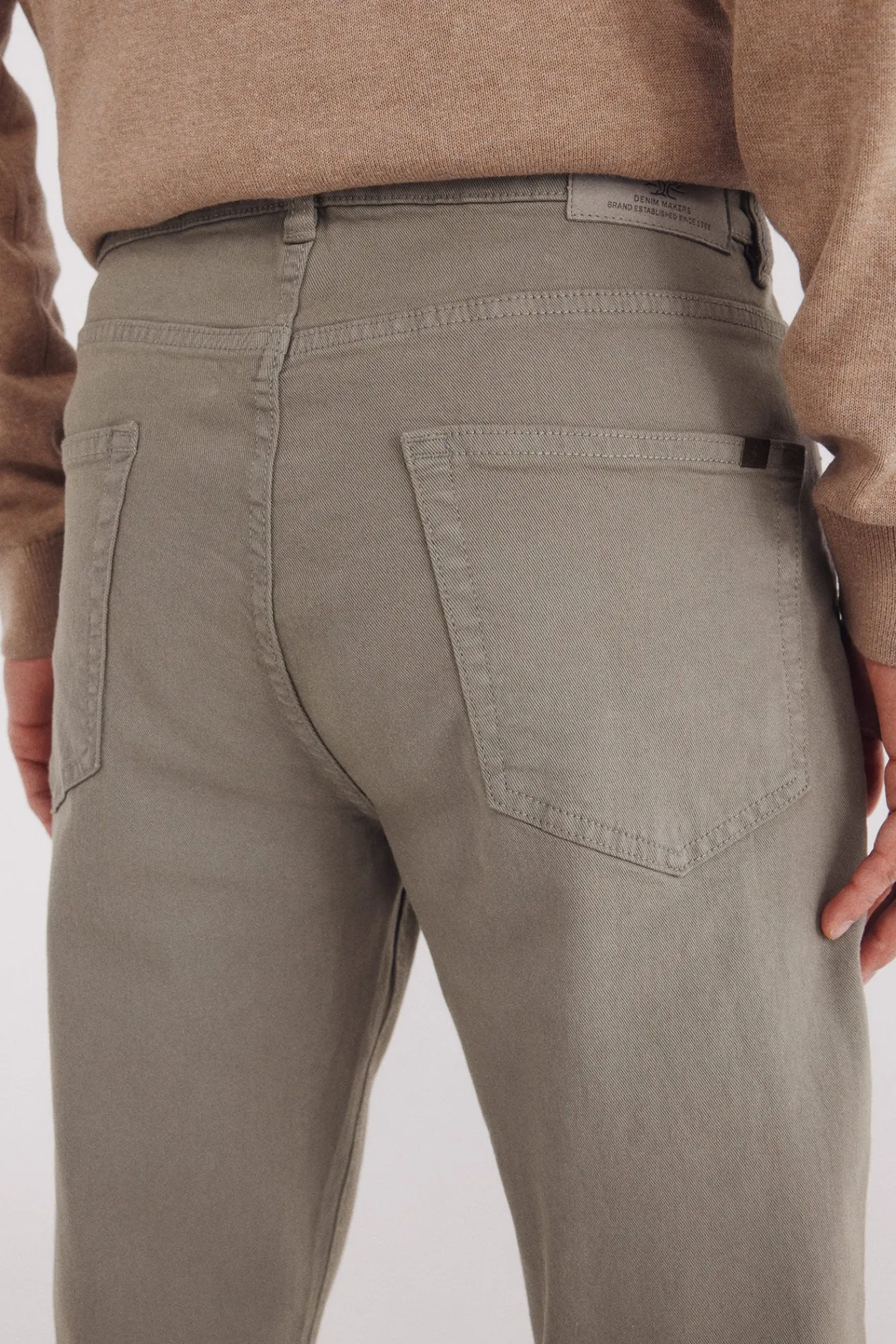 Hombre Springfield Pantalones>Pantalón 5 bolsillos color slim fit