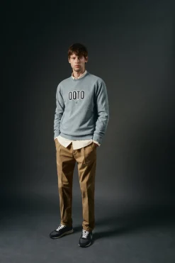 Hombre OOTO Pantalones|Chinos>Pantalón chino pinzas