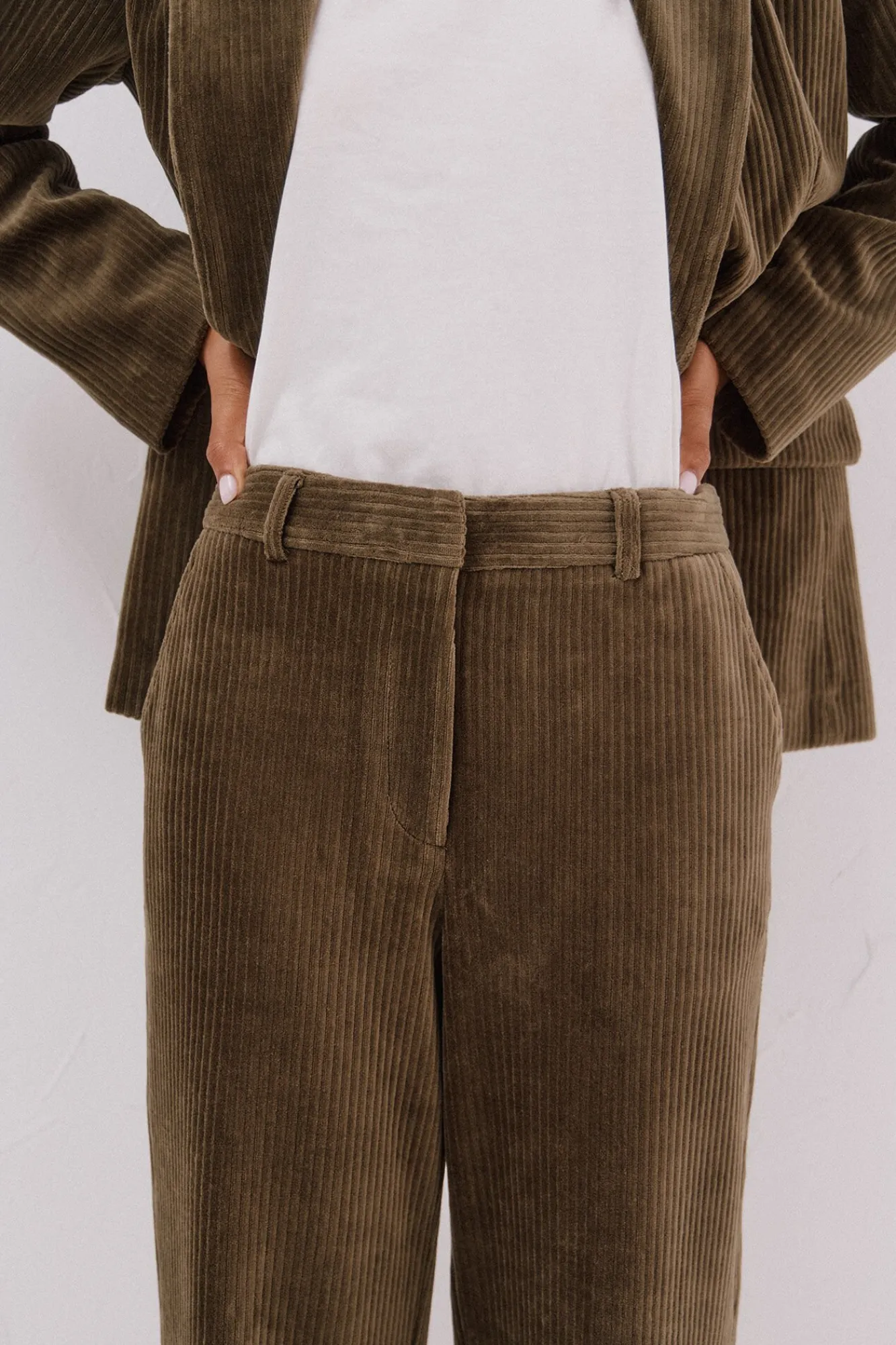 Mujer Cortefiel Pantalones|Trajes>Pantalón de mujer ancho de pana