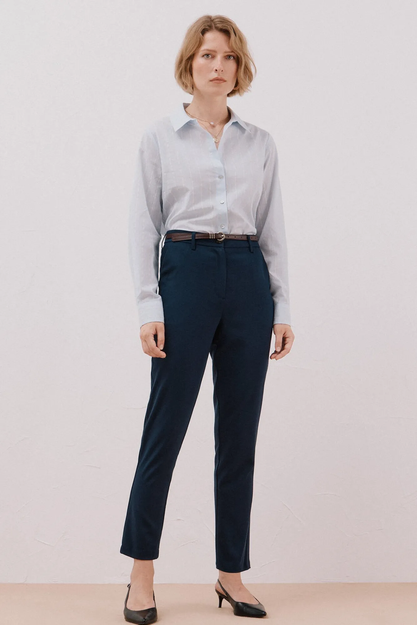 Mujer Cortefiel Pantalones>Pantalón de vestir con cinturón