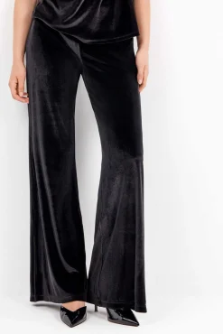 Mujer Gisela Pantalones><noscript><img width=