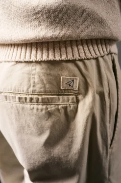 Hombre OOTO Pantalones>Pantalón ligero gomas