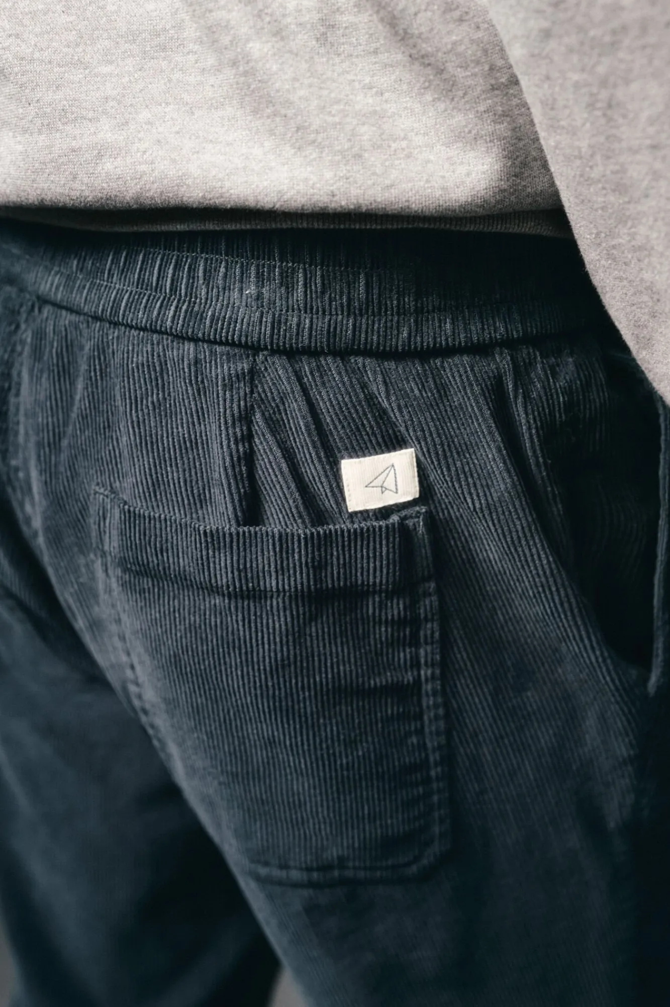 Hombre OOTO Pantalones>Pantalón pana con gomas