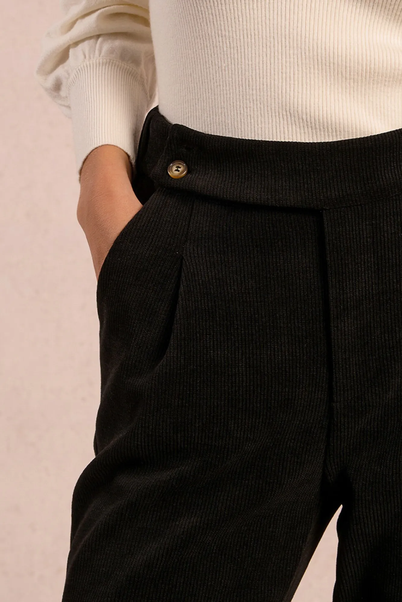 Mujer Molly Bracken Pantalones>Pantalón tobillero en tejido de micropana