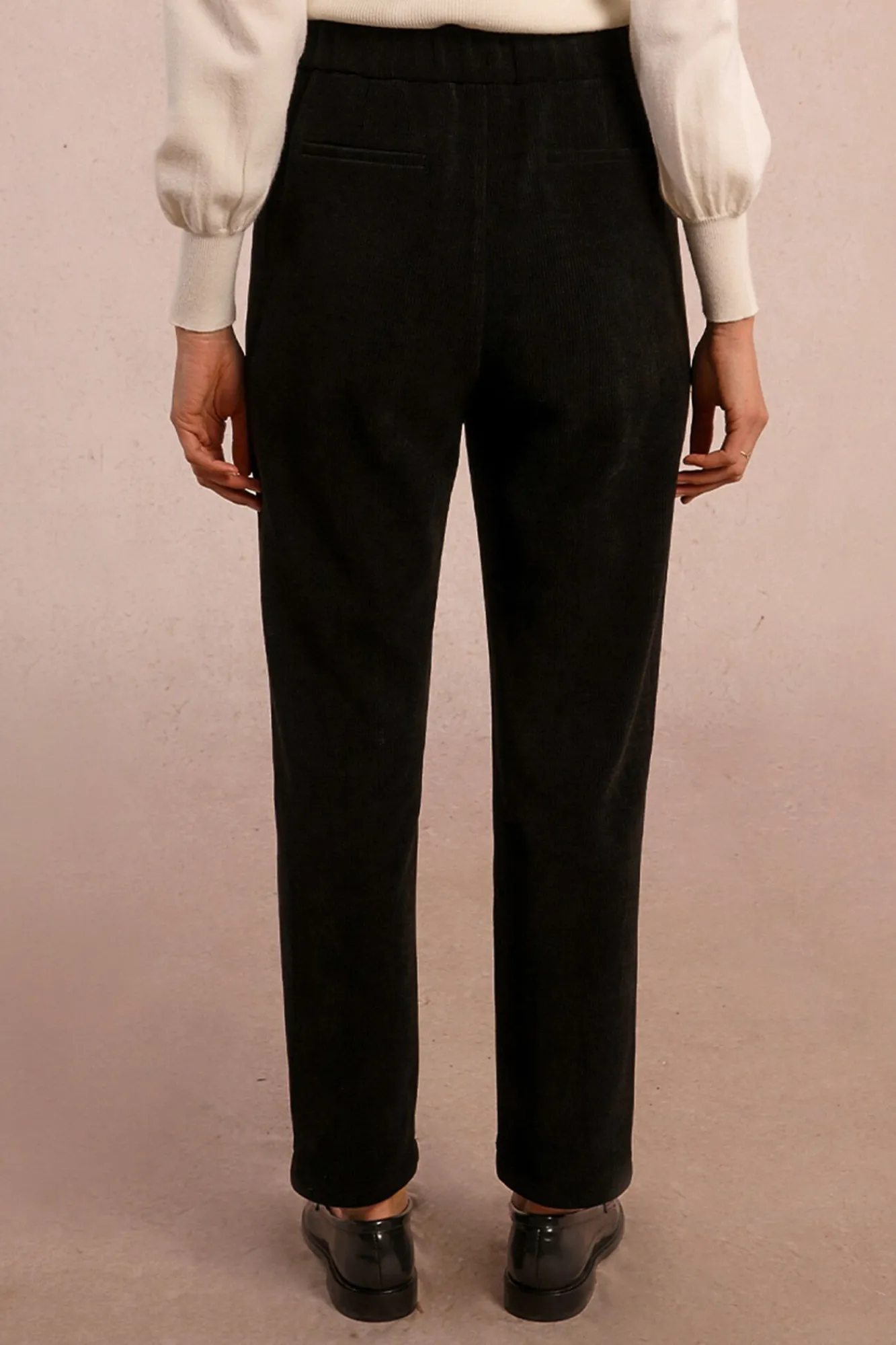 Mujer Molly Bracken Pantalones>Pantalón tobillero en tejido de micropana