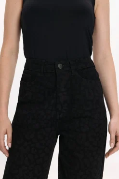 Mujer Vila Vaqueros><noscript><img width=