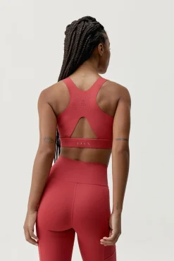 Mujer Born Living Yoga Deporte>Sujetador top deportivo Denise coral