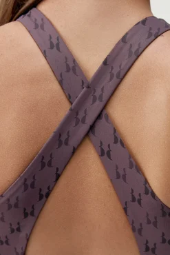 Mujer Born Living Yoga Deporte><noscript><img width=