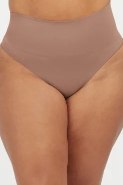 Mujer Spanx Ropa Interior>Tanga moldeador de talle alto nylon reciclado