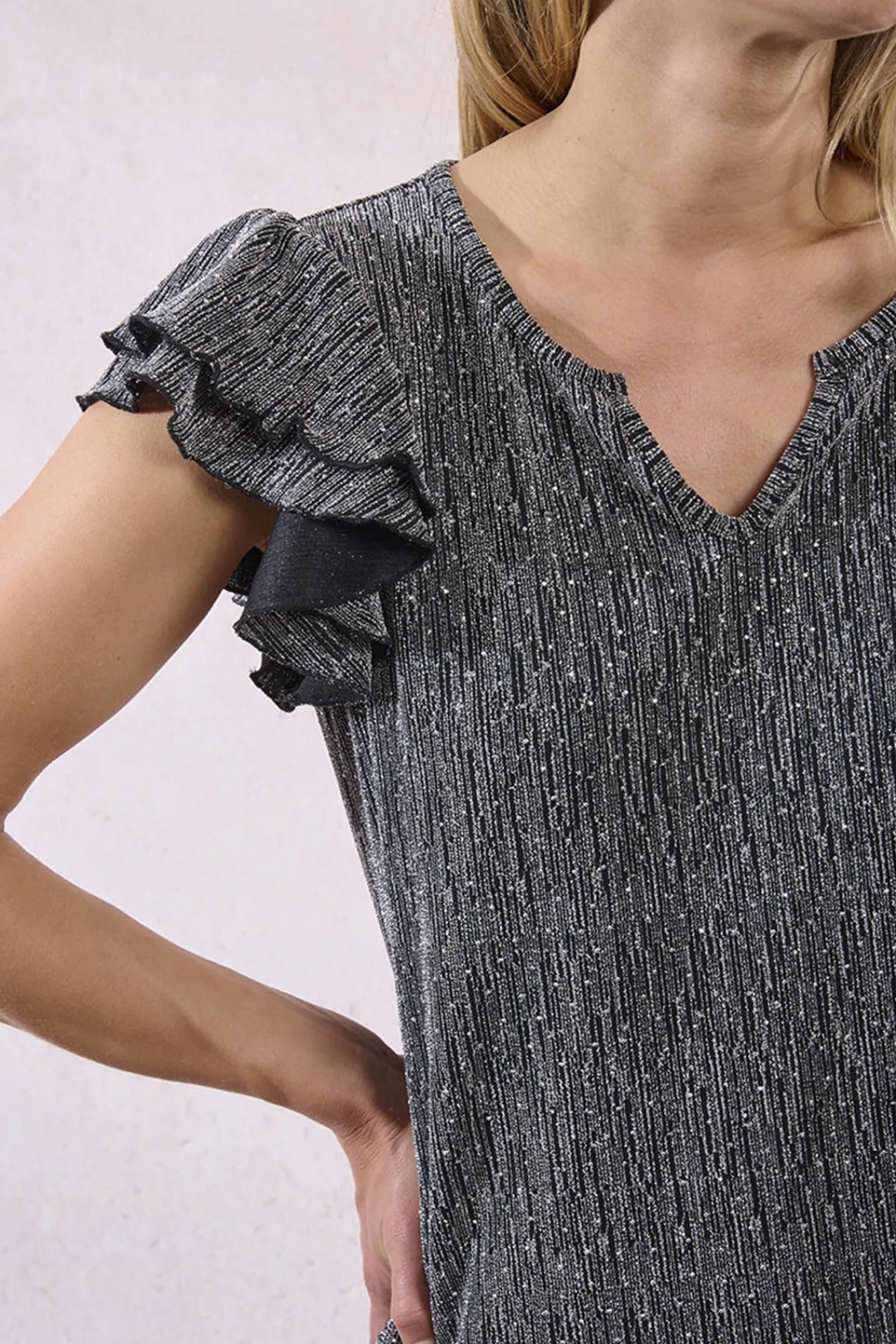 Mujer Molly Bracken Camisetas>Top de manga corta detalle volantes