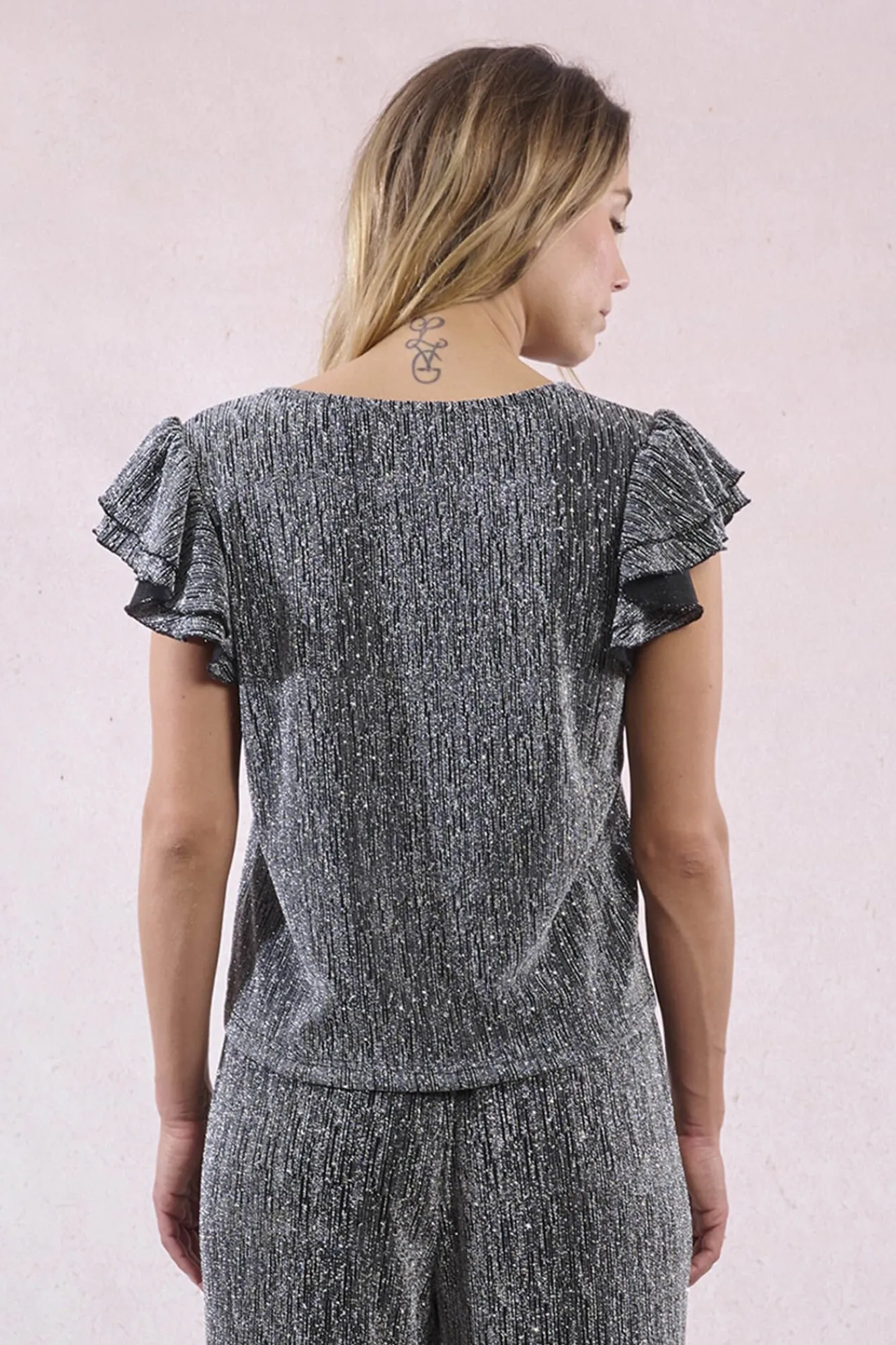 Mujer Molly Bracken Camisetas>Top de manga corta detalle volantes