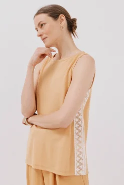 Mujer Cortefiel Camisetas>Top detalle puntilla crochet lateral