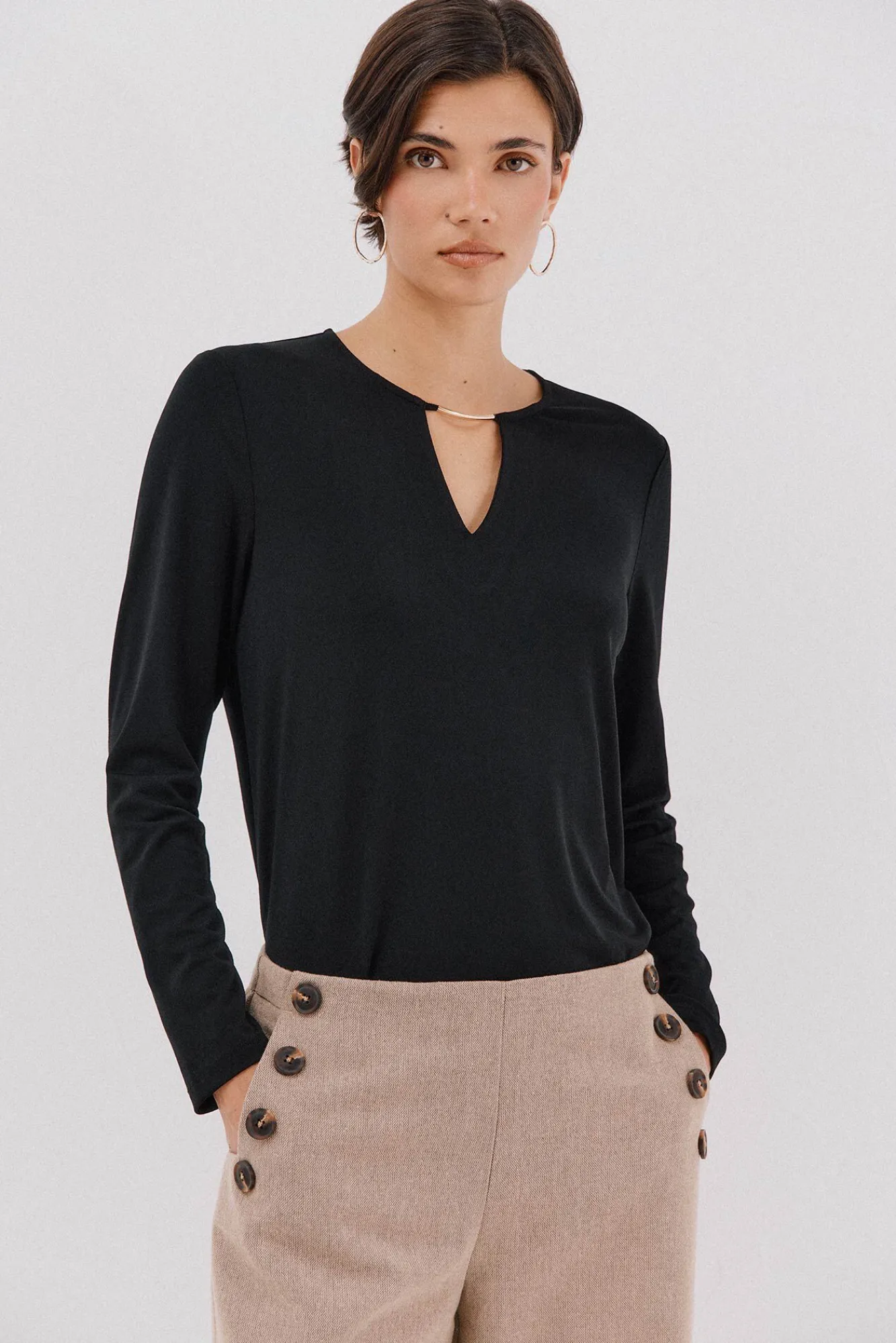 Mujer Cortefiel Camisetas>Top pieza dorada escote